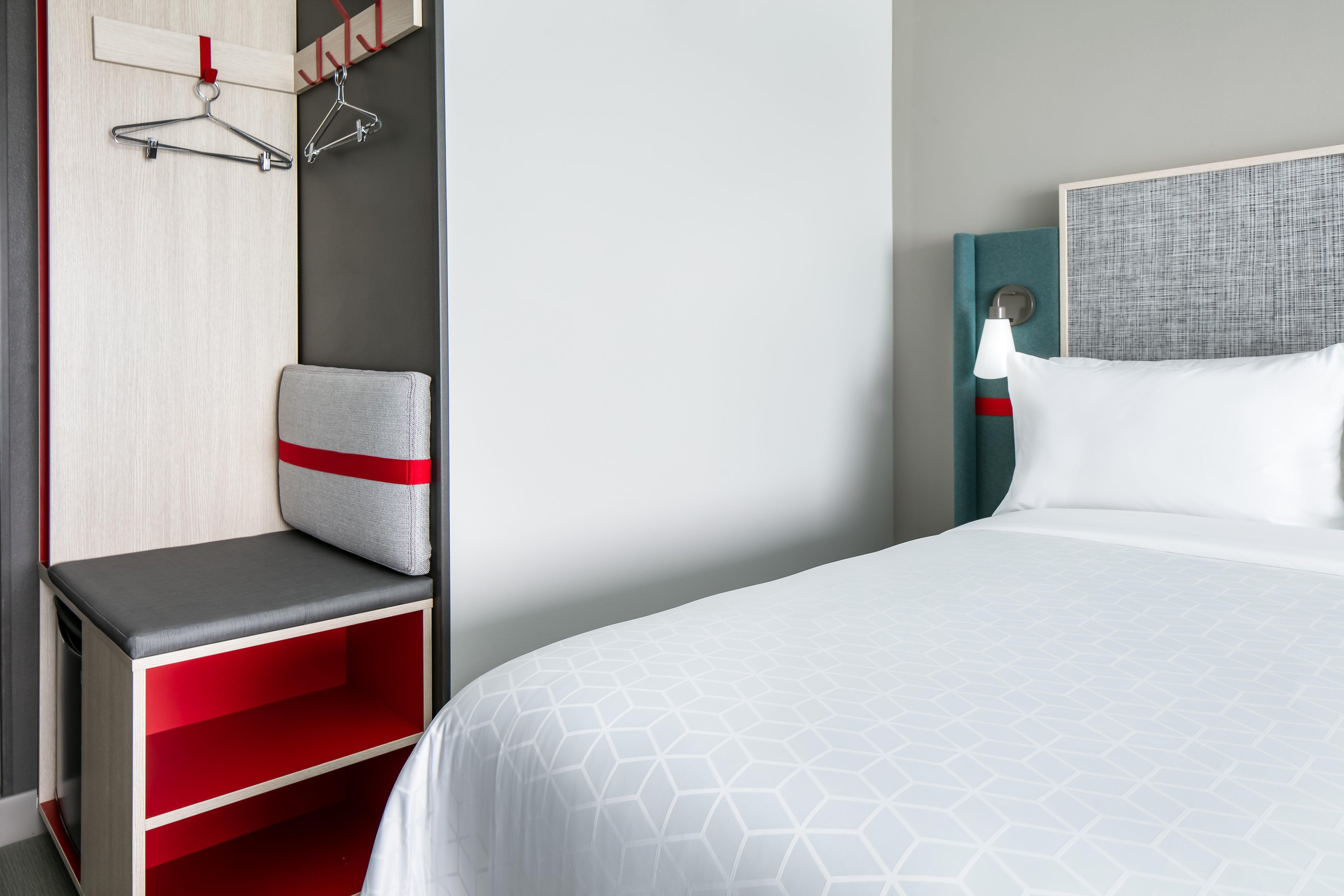 Avid Hotels - Roseville - Minneapolis North By Ihg Exterior photo